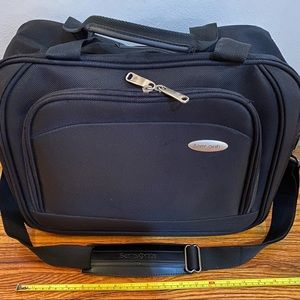 Samsonite Boarding Tote Weekender Over Head Carry On Duffel w/ Trolley Strap